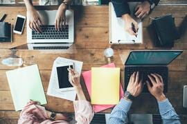 オフィスレイアウト別おすすめのデスク19選